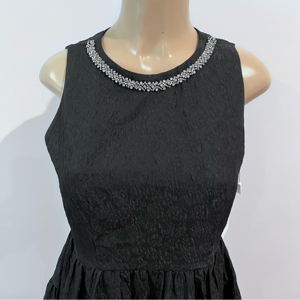 New Lily Elegant Jacquard Dress Embellished Sz M Black Sleeveless Midi A-line - Picture 2 of 9